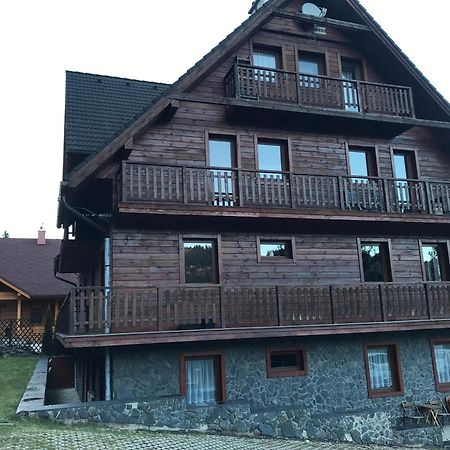 Bystra Apartments Deer And Wolf Bagian luar foto