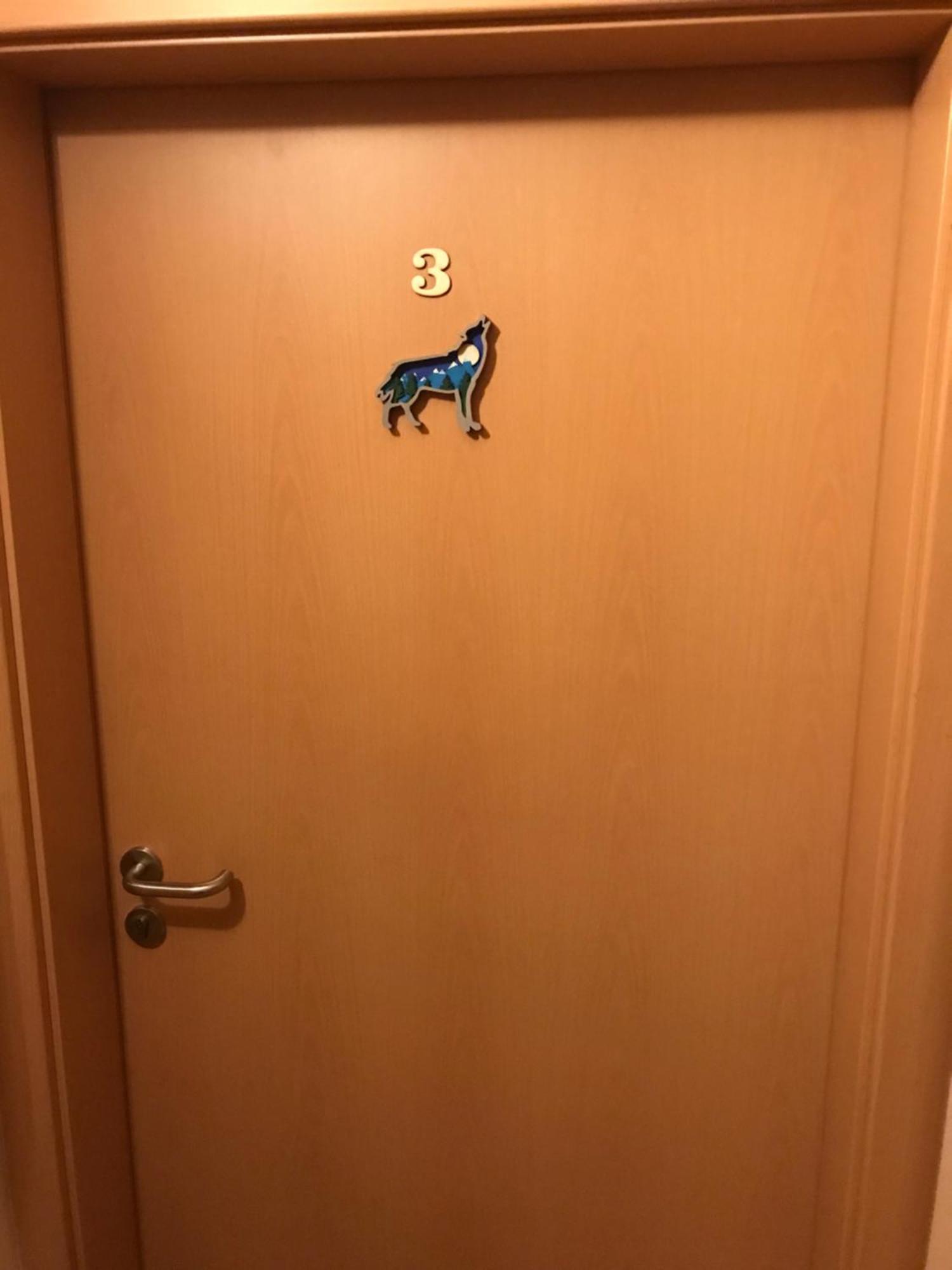 Bystra Apartments Deer And Wolf Bagian luar foto