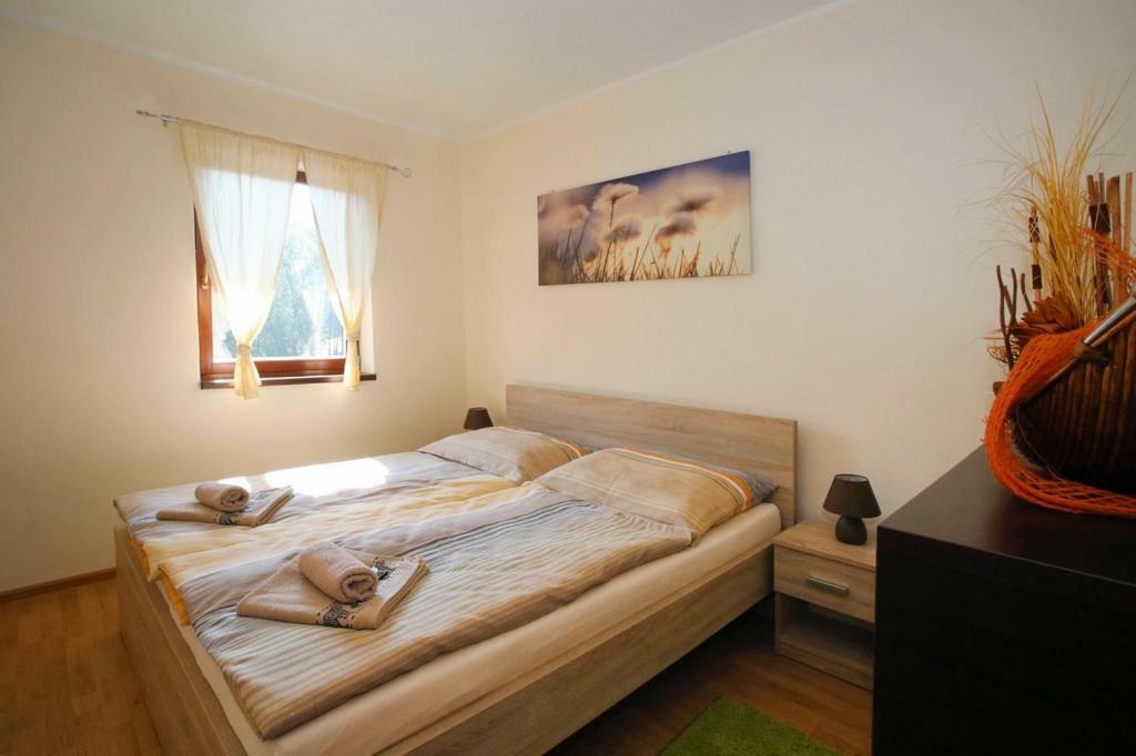 Bystra Apartments Deer And Wolf Bagian luar foto