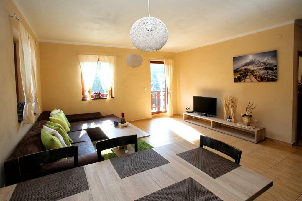 Bystra Apartments Deer And Wolf Bagian luar foto